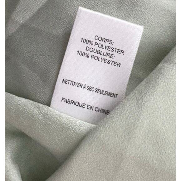 Astr the Label Revolve Luisa Flutter Sleeve Midi Dress w smocking sz XS - Picture 9 of 10